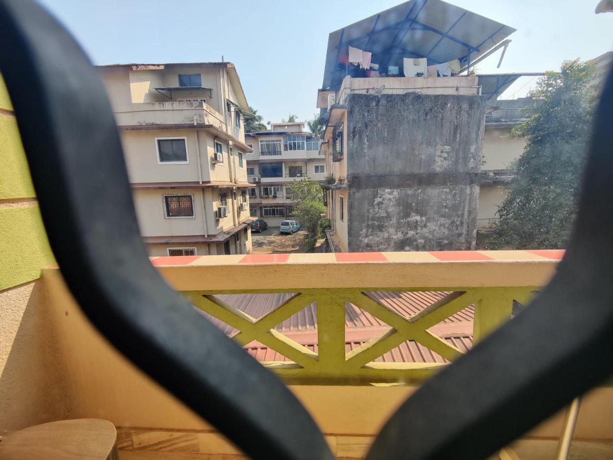 ホテル Menezes House パナジ エクステリア 写真
