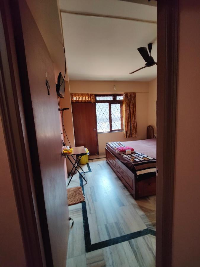 ホテル Menezes House パナジ エクステリア 写真