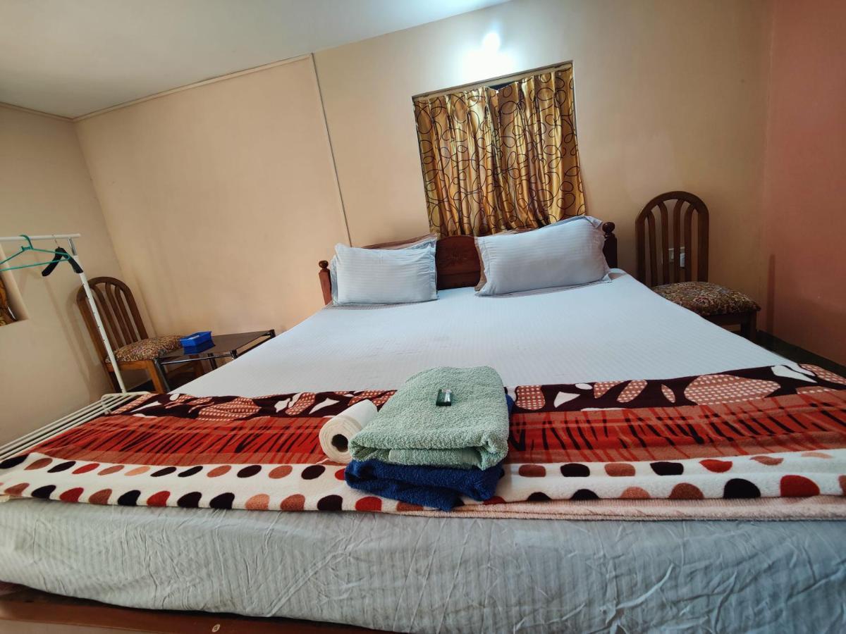 ホテル Menezes House パナジ エクステリア 写真