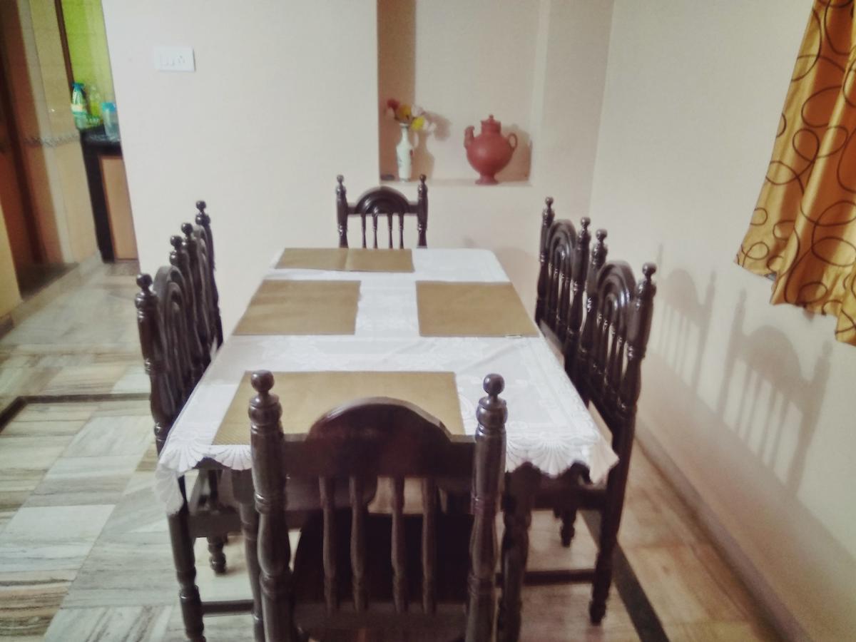ホテル Menezes House パナジ エクステリア 写真